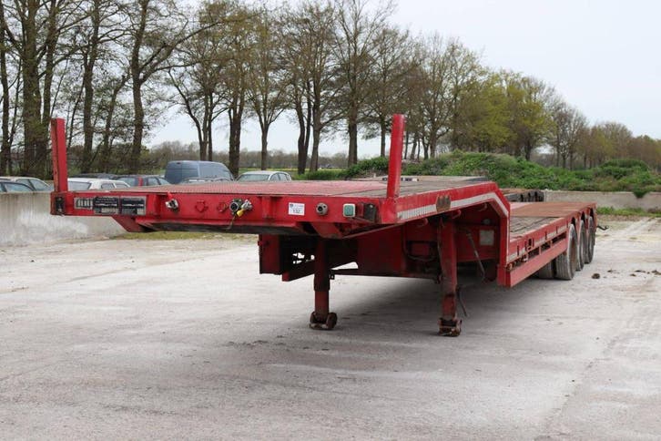 Veiling: Semi-Dieplader Nooteboom MCO-48-03-V 1991, Auto's, Vrachtwagens, BTW verrekenbaar, Overige brandstoffen, Overige kleuren