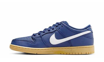 Nike SB Dunk Low Navy Gum, Kleding | Heren, Nieuw