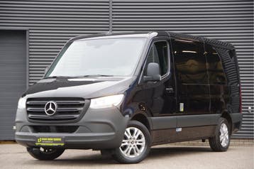 Zakelijke Lease |  Mercedes-Benz Sprinter 316 2.2 CDI L2H1 A, Automaat, Stof, Euro 6, Zwart