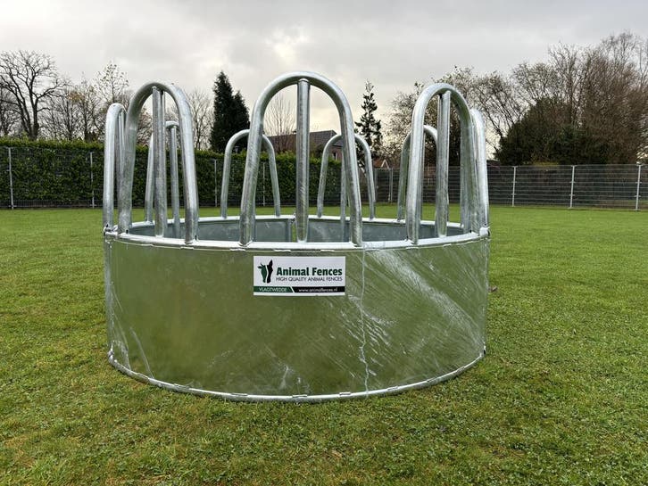 Zware ronde hooiruif Ø 1.70 € 599,-, Dieren en Toebehoren, Stalling en Weidegang, Opfok, Stalling, Weidegang, Toebehoren, 4 paarden of pony's of meer