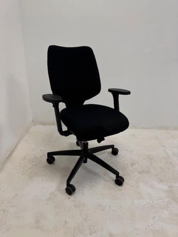 Gebruikte Giroflex 545-8529 bureaustoel black edition, Vergader- of Presentatieruimte, Ophalen of Verzenden, Gebruikt, Stoel