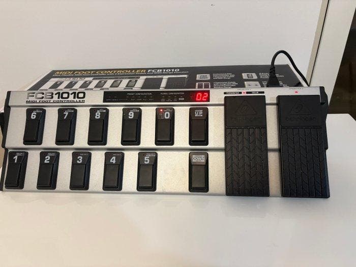 Behringer FCB-1010 - Effectpedaal, Muziek en Instrumenten, Snaarinstrumenten | Gitaren | Akoestisch