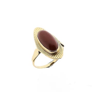 Vintage gouden ring met bloedkoraal, Gebruikt, Ophalen of Verzenden, Kleiner dan 17, Met edelsteen