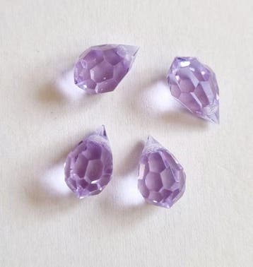 2x Preciosa Kristal Druppel klein 10mm Lila (Bedels), Ophalen of Verzenden, Nieuw, Kraal