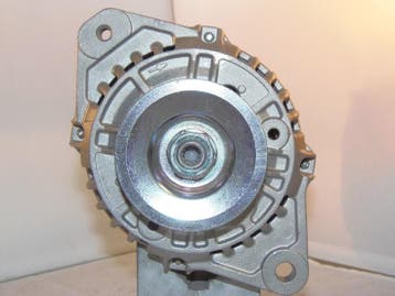 Dynamo 70A Nissan nieuw, Verzenden, Nieuw