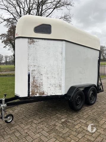 Leuke Hotra 1.5 paards! Bodem goed!, Dieren en Toebehoren, Ophalen, Zo goed als nieuw, 1½-paards trailer