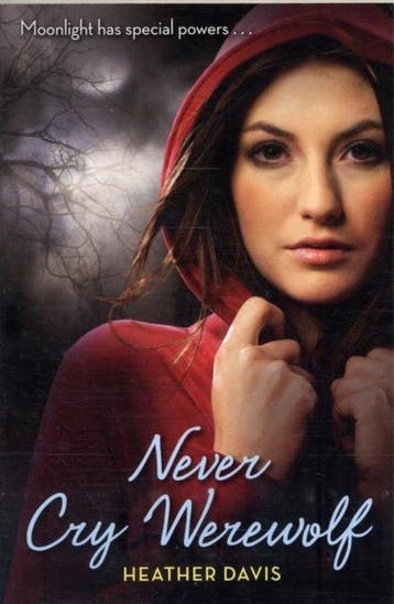 Never Cry Werewolf - Heather Davis 9780061349256, Verzenden, Zo goed als nieuw, Heather Davis