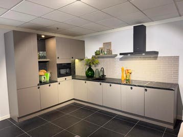 Showmodel moderne hoekkeuken greige 0020 - 12, Ophalen, Nieuw