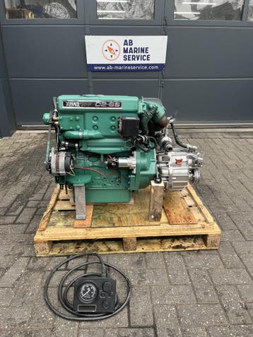Volvo Penta D2-55 met keerkoppeling en dashboard, Watersport en Boten, Buiten- en Binnenboordmotoren, Ophalen of Verzenden, Nieuw