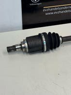 Suzuki Swift aandrijfas rechts voor bj.2011 art.44101-68L01, Gebruikt, Suzuki