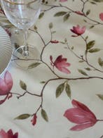 Luxe tafellaken met ramages en bloemen - Tafelkleed - 180 cm