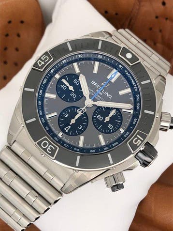 Breitling - Super Chronomat B01 44 - EB0136251M1S1 - Heren -, Nieuw