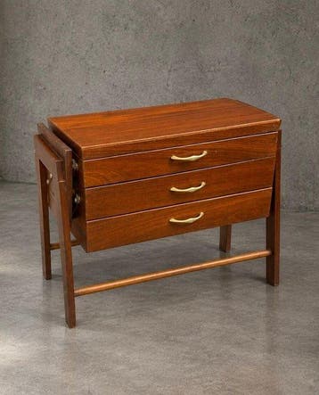 Naaidoos - Teak