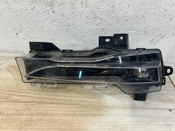 Tesla Model 3 halogeen voorlicht rechts, Verzenden, Gebruikt