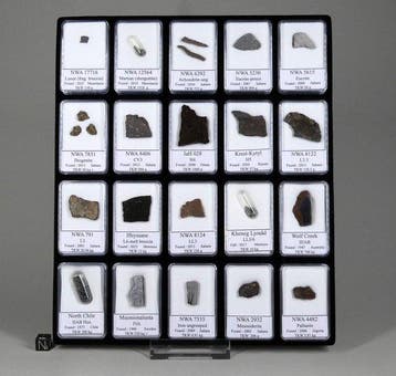 Verzameling van 20 verschillende geclassificeerde, Verzamelen, Mineralen en Fossielen