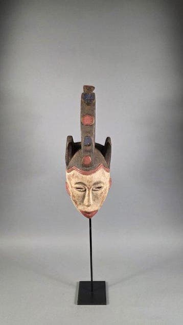 houten helm - Igbo - Nigeria (Zonder minimumprijs)