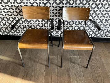 Restaurantstoel met armleuning | Satelliet | Student AC, Ophalen of Verzenden, Gebruikt, Meubilair