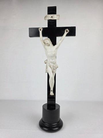 Crucifix - Hout, Koekje - 1800-1850 - Grote altaarkruis - 45