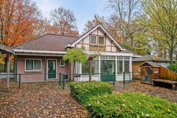 Te huur: Huis Moerstraatsebaan in Halsteren, Halsteren, Noord-Brabant