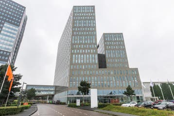 Kantoorruimte in Regus Trade Centre, Zakelijke goederen, Bedrijfs Onroerend goed, Verzenden