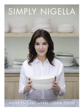 Simply Nigella - Nigella Lawson 9789045030777, Boeken, Kookboeken, Verzenden, Zo goed als nieuw, Nigella Lawson