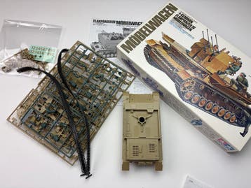 Tamiya 35101 | Flakpanzer IV Möbelwagen | 1:35 | Projectkit, Verzenden, Nieuw