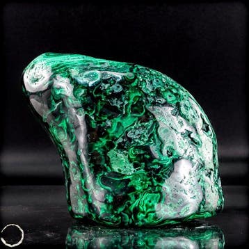 Malachiet Vrije Vorm – Expressieve natuurkunst in intens, Verzamelen, Mineralen en Fossielen