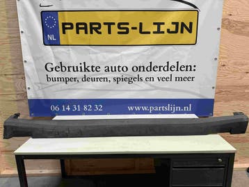 Gebruikte Afdeklijst dorpel links van een Polestar 2 Gebruik, Ophalen of Verzenden, Nieuw