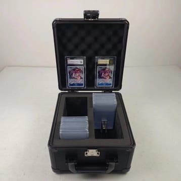 (Pre-order) Evoretro Trading Card Storage Box for 60 Card..., Hobby en Vrije tijd, Verzamelkaartspellen | Overige, Verzenden, Zo goed als nieuw
