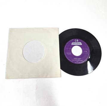 Lydia And Her Melody Strings – Careless Hands / Let Me Go, Verzenden, Gebruikt