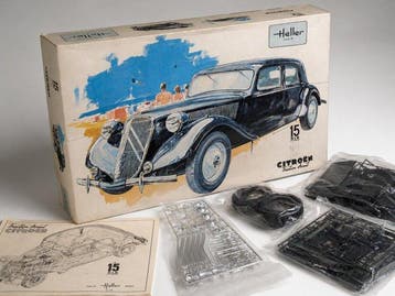 Heller 1:8 - Modelbouwdoos - Citroën Traction Avant 15 Six, Nieuw