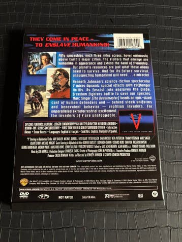 DVD V miniseries - Gesigneerd door Mike Donovan en Steven, Verzamelen, Ophalen of Verzenden, Nieuw, Tv, Overige typen