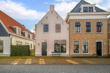 Friesland: Landal Esonstad nr 425 te koop, Friesland