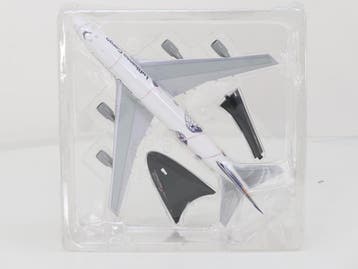 Schaal 1:200 Herpa 550291 Boeing 747-200 F Lufthansa Carg..., Hobby en Vrije tijd, Ophalen of Verzenden, Gebruikt