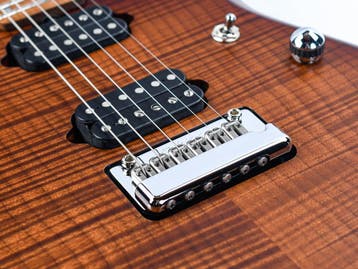 Music Man JP15 Piezo Sahara Burst Flame (Instrument), Ophalen of Verzenden, Nieuw, Solid body