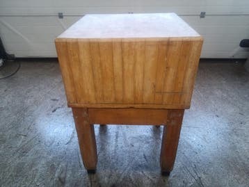 Hakblok - B60 x D60 x H90 cm, Hout, Gebruikt