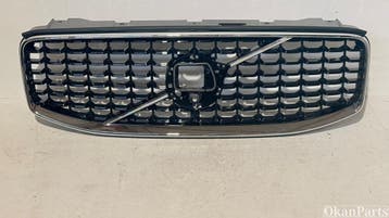 Volvo XC60 II Facelift R-Design Grille 32133812, Auto-onderdelen, Carrosserie en Plaatwerk, Ophalen, Gebruikt, Voor
