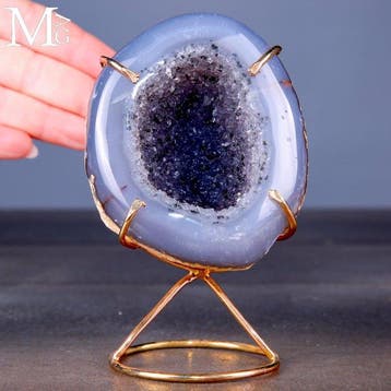 Geen Reserve - Geode in secties op stalen basis -, Verzamelen, Mineralen en Fossielen
