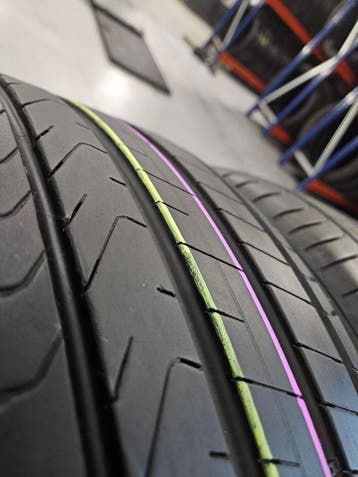 255/40/20 101V PIRELLI ZOMERBANDEN 6,6MM PROFIEL 4X, Ophalen, Gebruikt, 255 mm, Band(en)