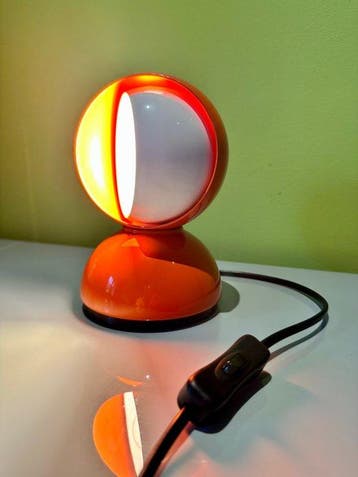 Artemide - Vico Magistretti - Tafellamp - Eclisse - Staal, Antiek en Kunst, Antiek | Lampen