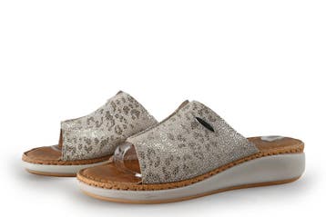 Fly Flot Slippers in maat 40 Beige, Slippers, Verzenden, Beige, Zo goed als nieuw
