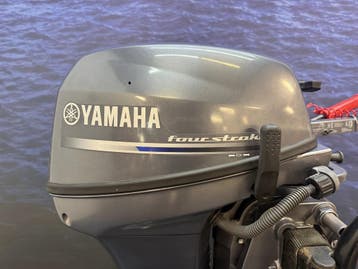 Yamaha 8 pk | 2 cilinder | Nieuwstaat!, 5 tot 10 pk, Viertaktmotor, Ophalen of Verzenden, Zo goed als nieuw