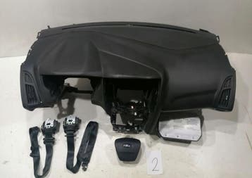 Dashboard + Airbags + Veiligheidsgordels FOCUS MK3, Verzenden, Gereviseerd, Ford
