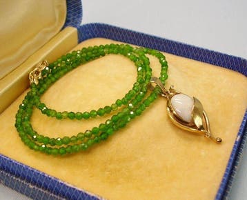 Ketting met hanger - 8 karaat Geel goud - 24.50ct. tw. Opaal