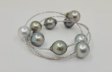 Armband - 18 karaat Witgoud, 11x12mm zilverwitte en groene, Nieuw