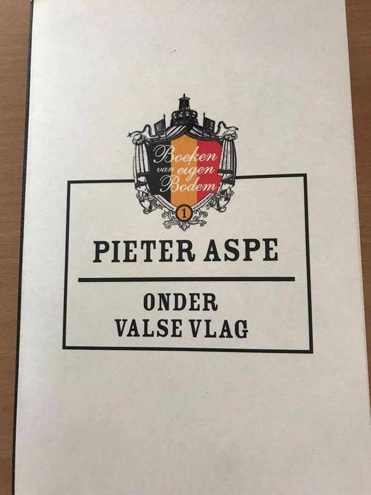 Onder valse vlag 9789078432333 Pieter Aspe, Boeken, Literatuur, Gelezen, Verzenden