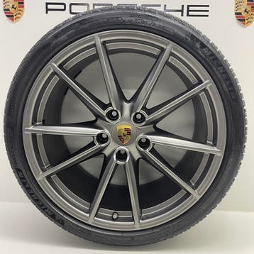 Porsche 992 ORIGINELE 20/21 Carrera S Titanium winter (8MM), Ophalen, Gebruikt, 295 mm, Banden en Velgen