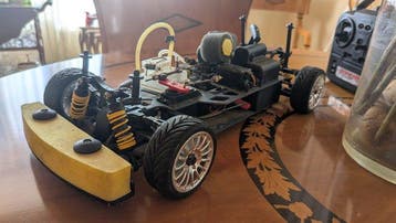 BYCMO 1:10 - Modelauto - Carrocería GTR sobre chasis nitro, Nieuw