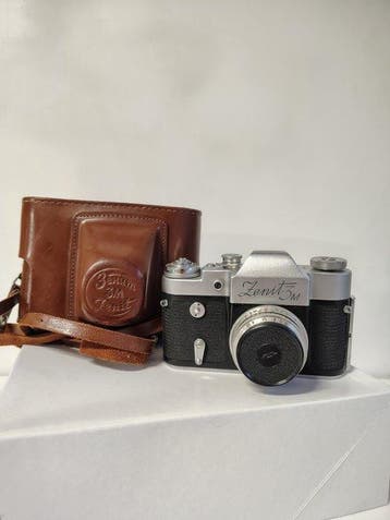 KMZ Krasnogorsk Zenit 3M + Industar-50 | Analoge camera, Nieuw