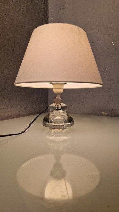 Oluce - Vico Magistretti - Tafellamp - Hotel da Tavolo -, Antiek en Kunst, Antiek | Meubels | Stoelen en Banken